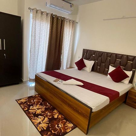 Alankrita Homes ลัคเนา ภายนอก รูปภาพ